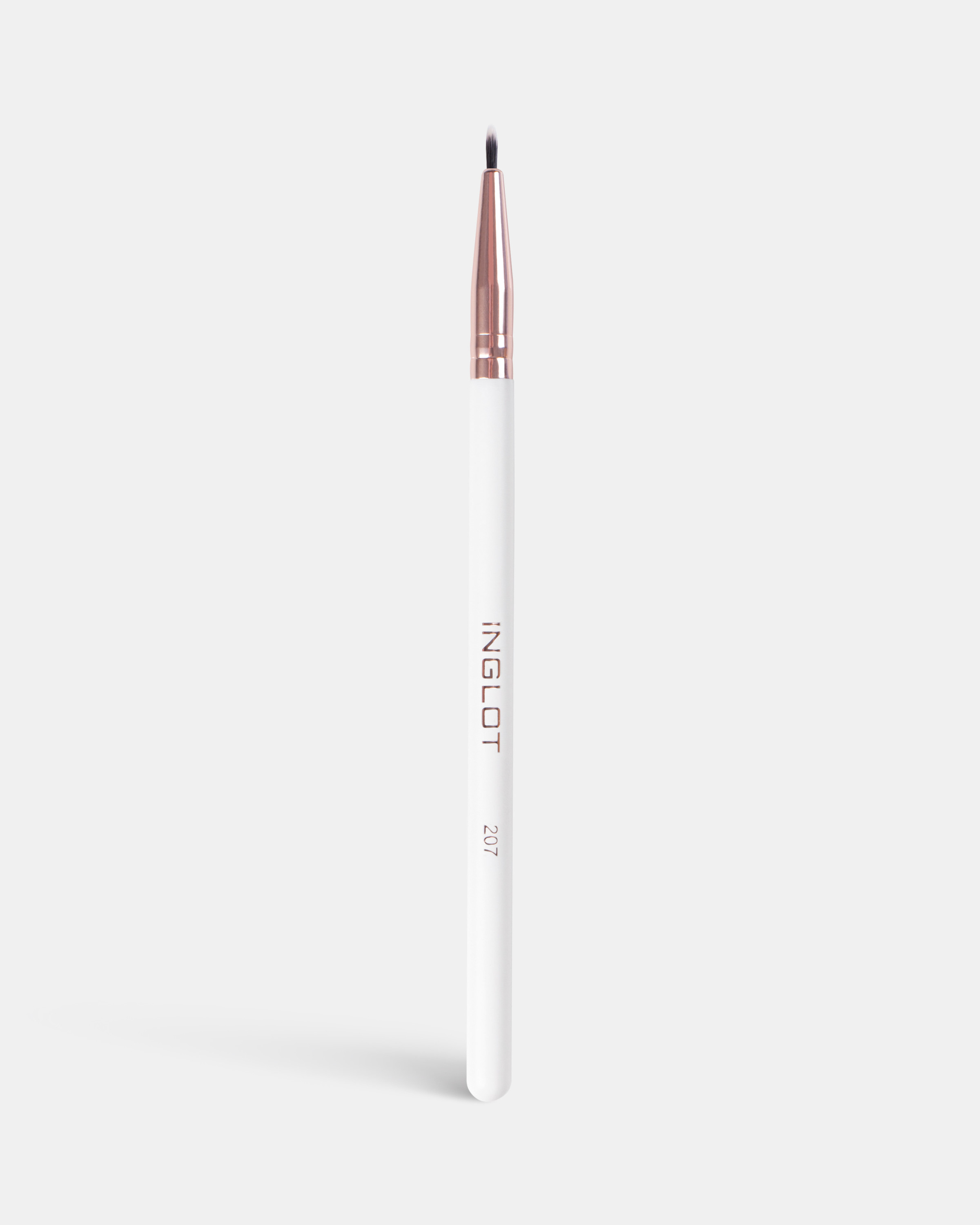 Kliknij, aby powiększyć Pędzel do makijażu INGLOT PLAYINN 207