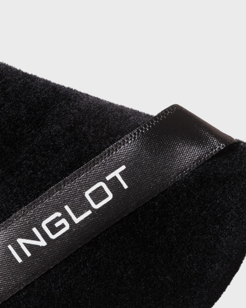 Aplikator trójkątny do makijażu Aplikator trójkątny do makijażu