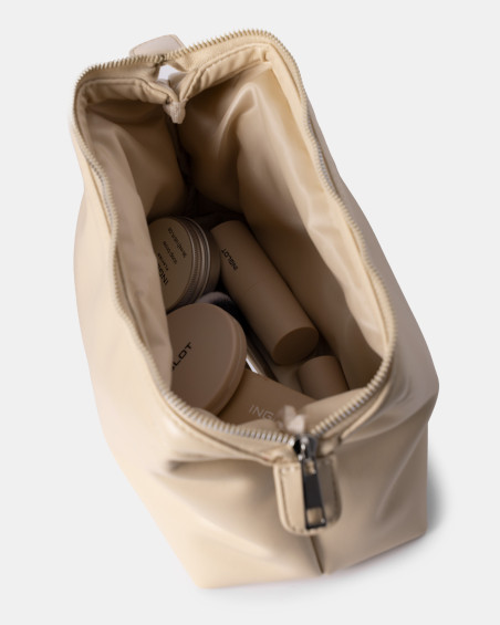 Minimalistyczna kosmetyczka Almond