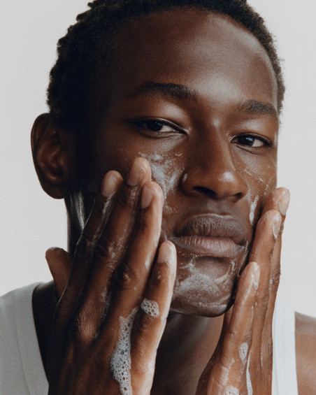 Głęboko oczyszczający żel do mycia twarzy INGLOT LAB