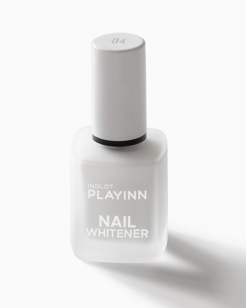 Trendy w manicure wiosna 2024: powrót do minimalizmu i klasycznych rozwiązań