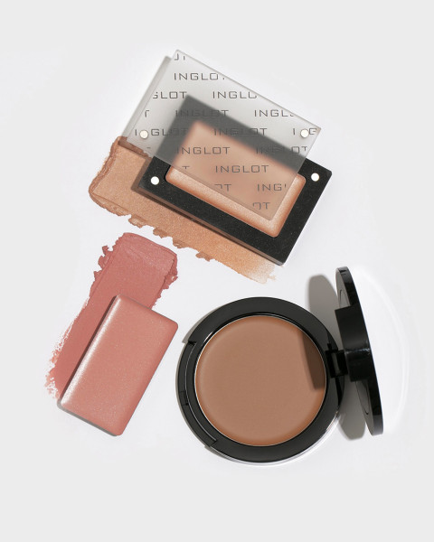 Sposób na świeży makeup jesienią? Sprawdź i wypróbuj produkty w kremie!