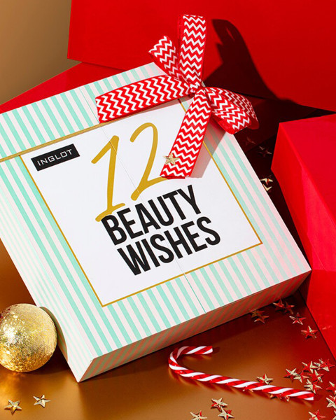 Trafiony prezent na Święta! Wybierz sprawdzone zestawy  do makijażu i pielęgnacji.